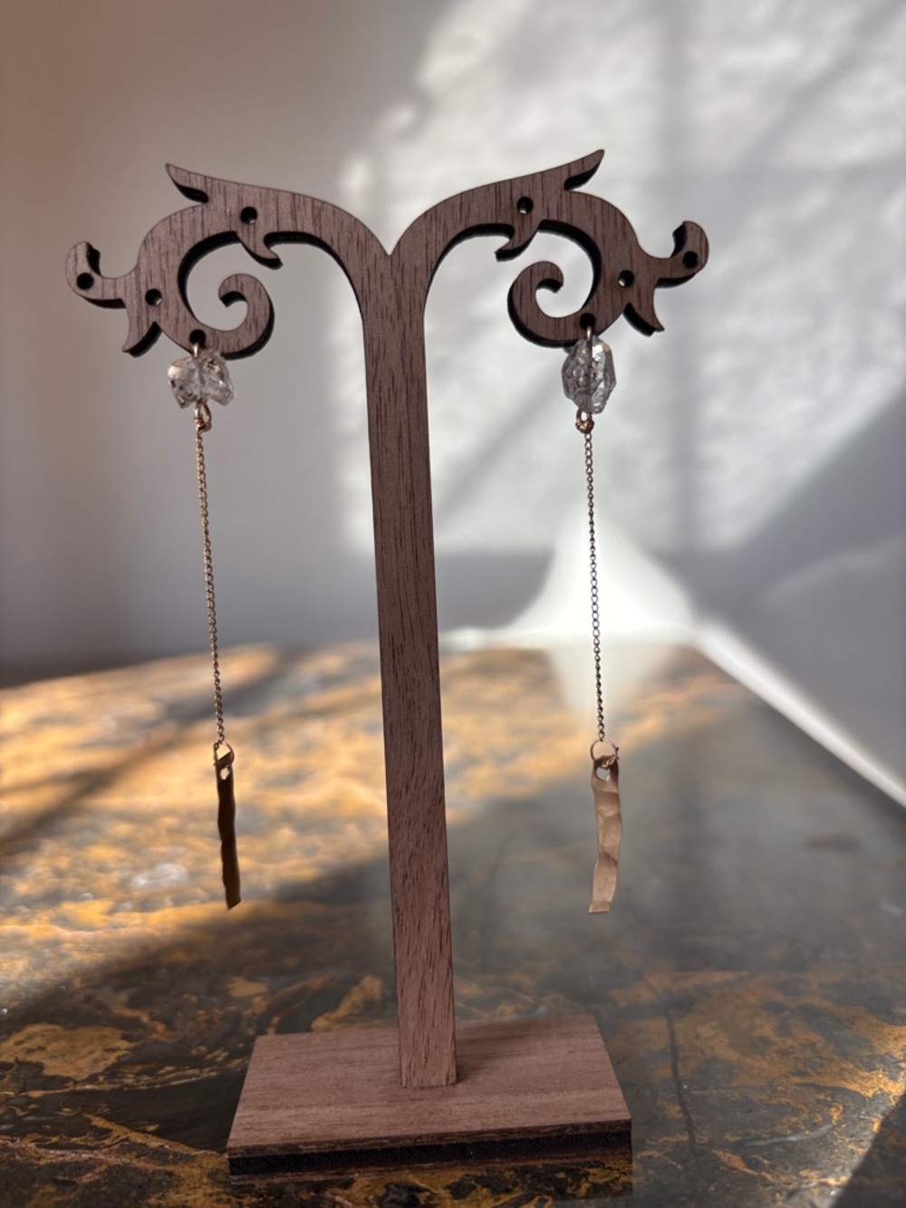 Handmade Goldtone Chain Drop Earrings with Stone‎